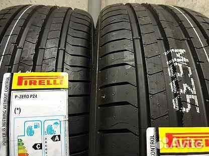 Pirelli P Zero PZ4 275/40 R22 и 315/35 R22