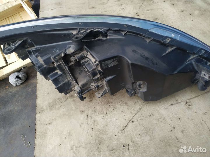 Фара передняя левая Hyundai Equus 2 2009-2016