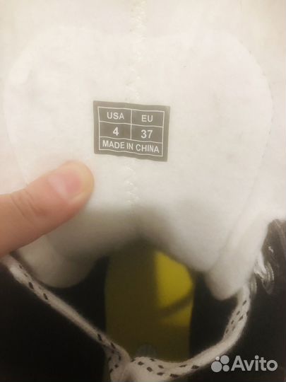 Коньки хоккейные