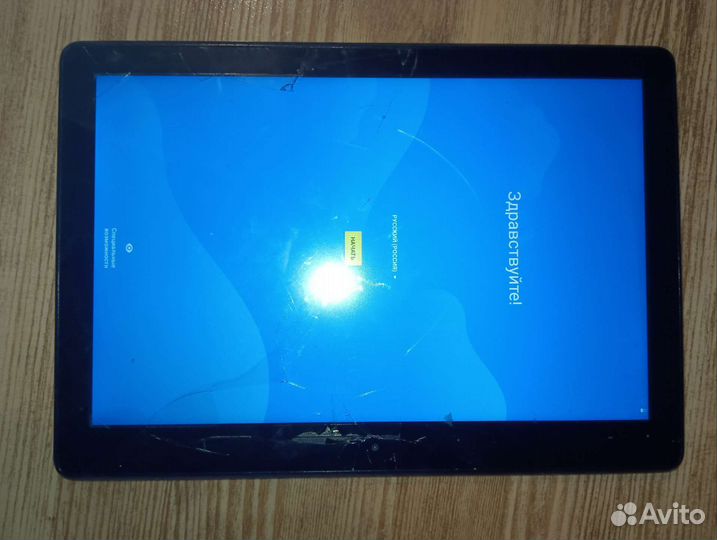 Планшет Lenovo Tab E10 TB-X104F