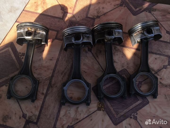 Шатуны с поршнями ваз 21126