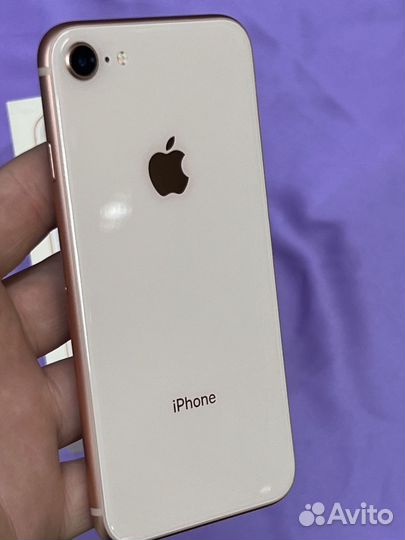 iPhone 8 256GB золотой