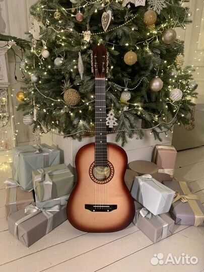 Гитара акустическая