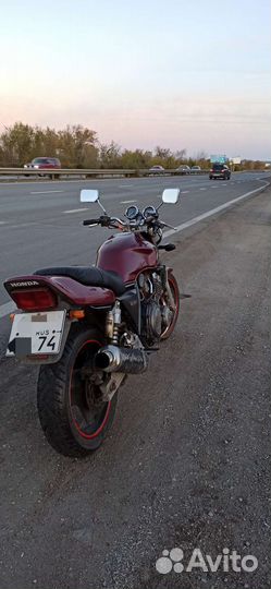 Honda CB 400 super four