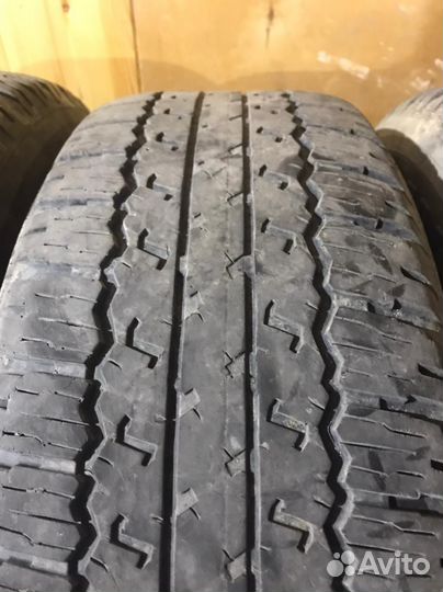 Bridgestone Dueler A/T 265/65 R17