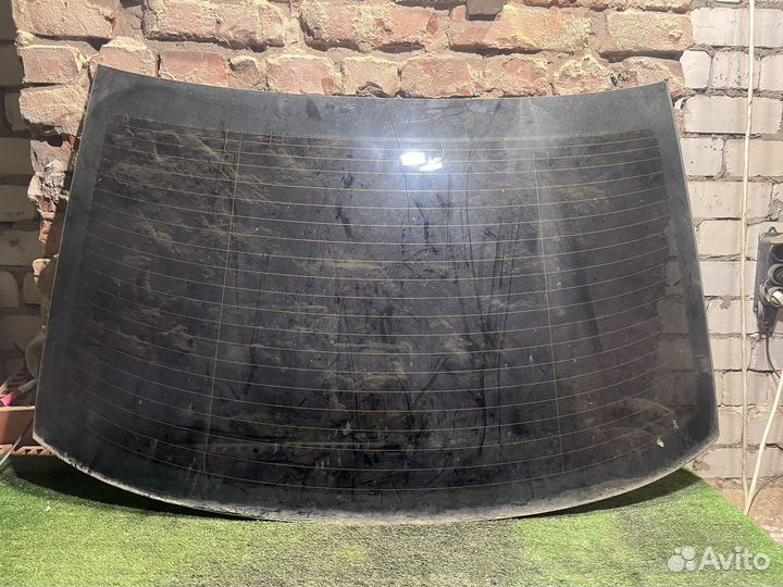 Заднее стекло Audi A4B6