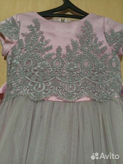 Нарядное платье для девочки