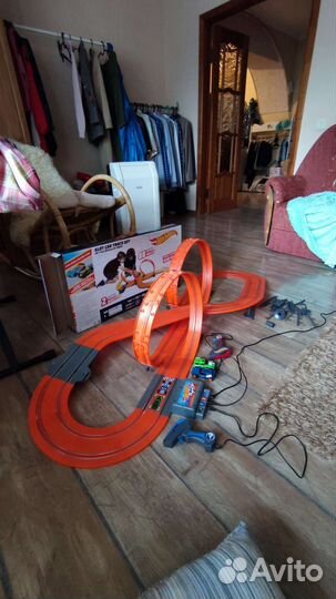 Трек Хот Вилс Hot wheels с адаптером, 2 пульта