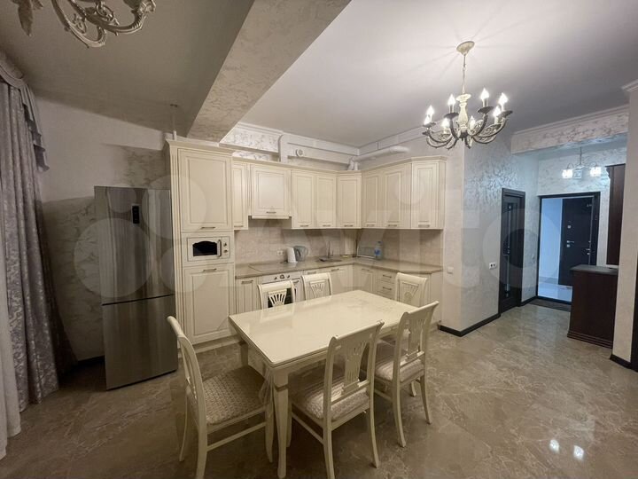 2-к. квартира, 60 м², 11/12 эт.