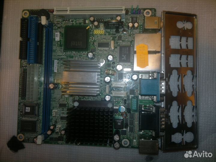 Материнки mini-ITX DDR 1/2, Atom / VIA