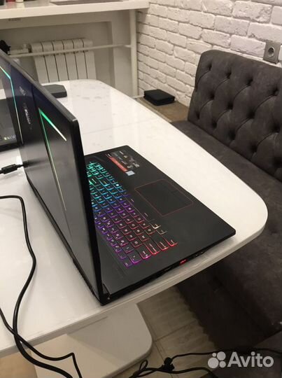 Ноутбук бу игровой msi