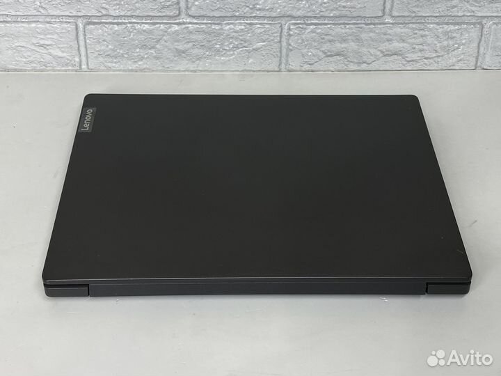 Lenovo быстрый ноутбук Atlon-3.2GHz\8gb\ssd