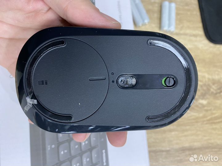 Набор беспроводные клавиатура и мышь miiiw