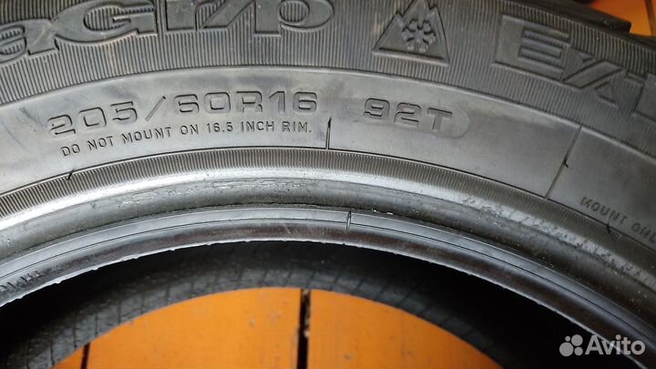 Goodyear UltraGrip 205/60 R16 92T