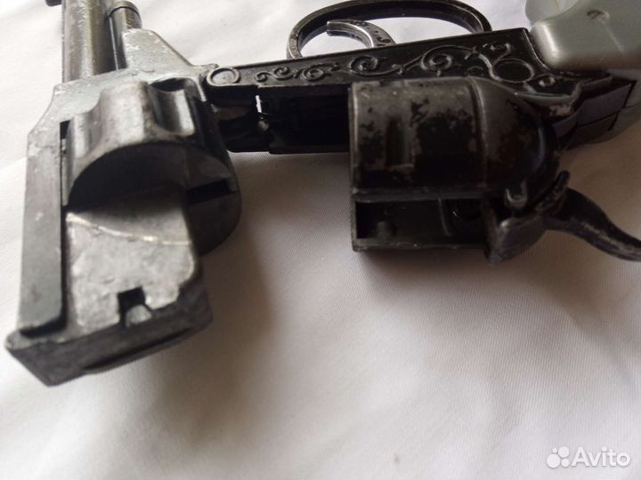 Игрушка СССР, пистолет метал., исправен. Винтаж