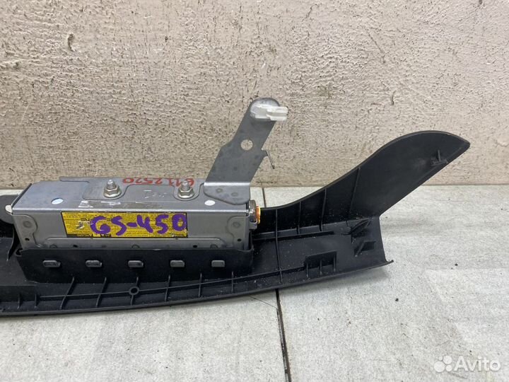 Подушка безопасности в сиденье заднее