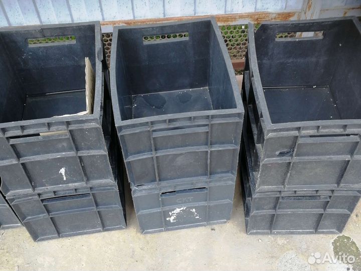 Молочные ящики