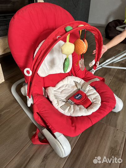 Шезлонг детский chicco