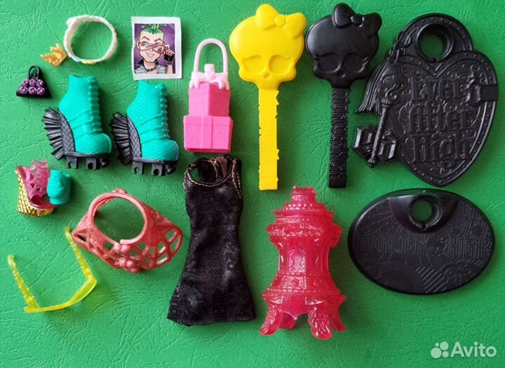 Одежда/аксессуары для кукол Монстер Хай