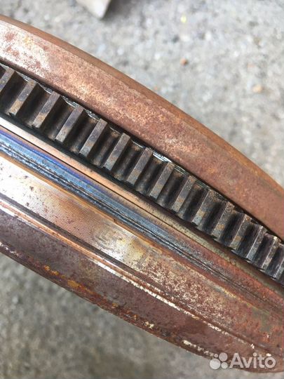 Маховик VAG 06f105266E