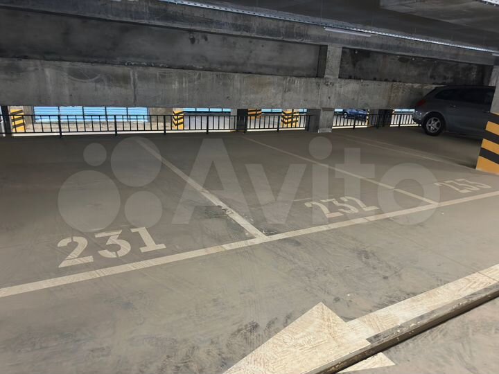 Машиноместо