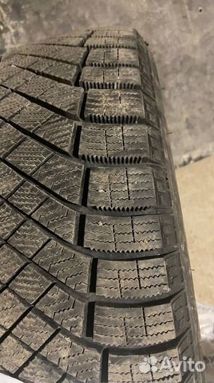 Pirelli Ice Zero 205/55 R16