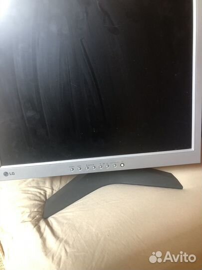 Монитор LG