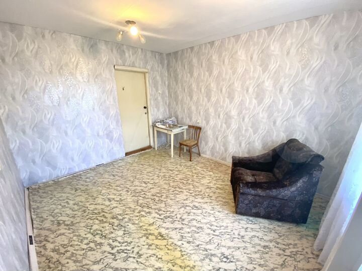 Комната 13 м² в 2-к., 1/5 эт.