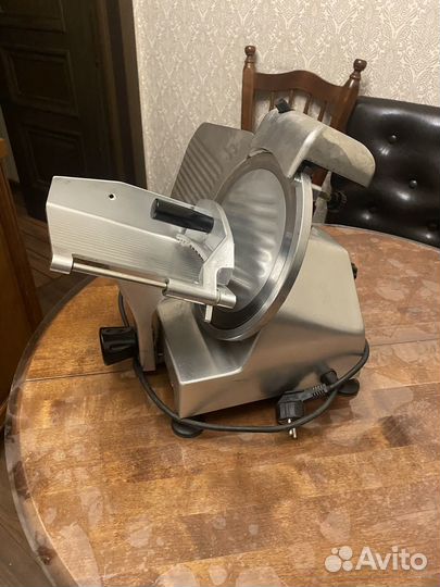 Слайсер электрический