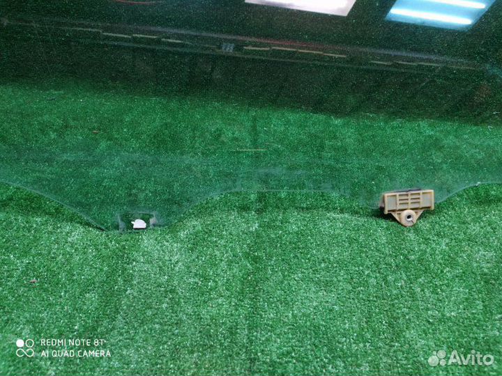 Стекло двери переднее правое Kia Ceed 2 2012-2018