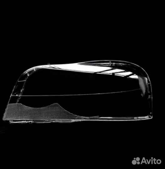 Новое стекло фары Volvo XC90 I (2002—2006)