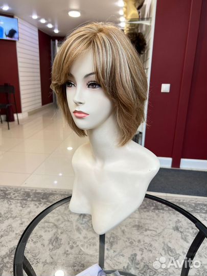 Парик с имитацией кожи головы