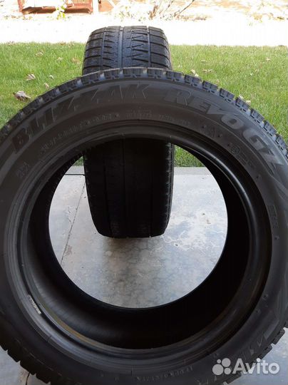 Bridgestone Blizzak Revo GZ 215/55 R16 93S