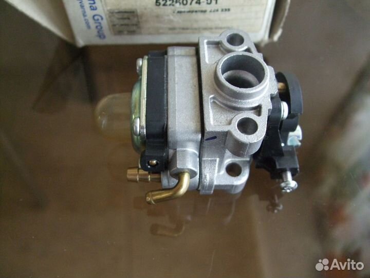 Карбюратор Husqvarna 225, 235R Артикул 5226074-01