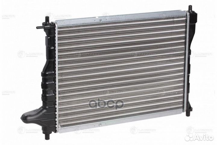 Радиатор spark 05- мкпп(luzar) lrcchsp05175