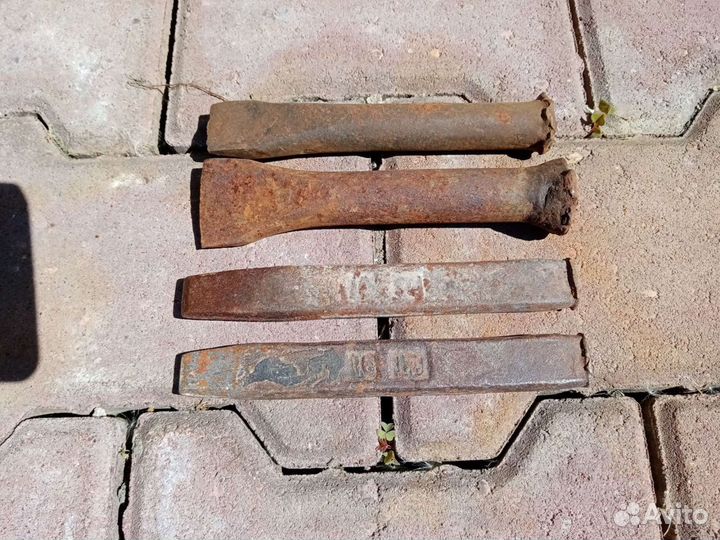 Зубило советское старинное