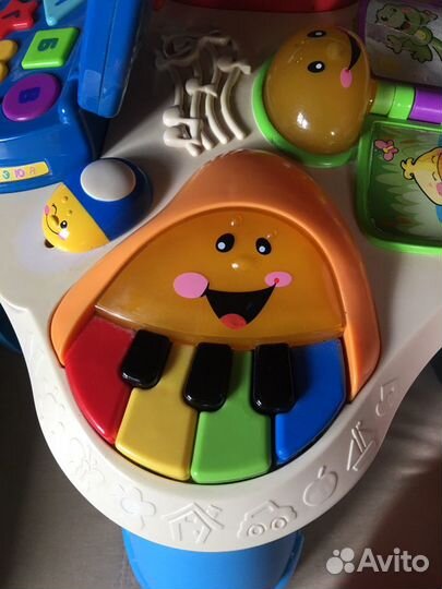 Развивающий стол fisher price