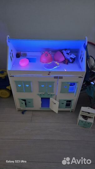 Кукольный домик