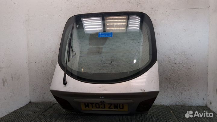 Замок багажника Mitsubishi Carisma, 2003