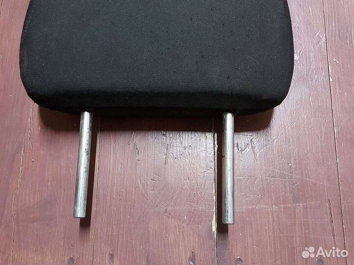 Подголовник заднего сиденья mitsubishi l200 2014