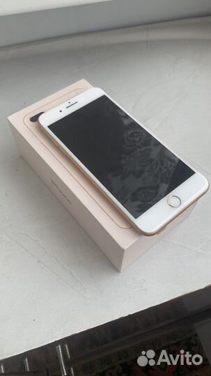 Телефон iPhone 8 plus