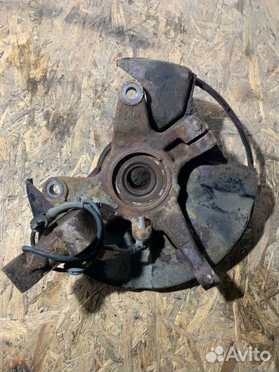 Кулак поворотный передний левый Mazda Cx-7 ER