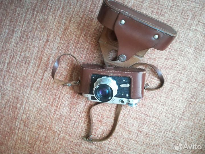 Пленочный фотоаппарат фэд 2, в рабочем состоянии