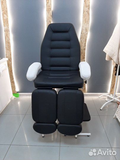 Педикюрное кресло