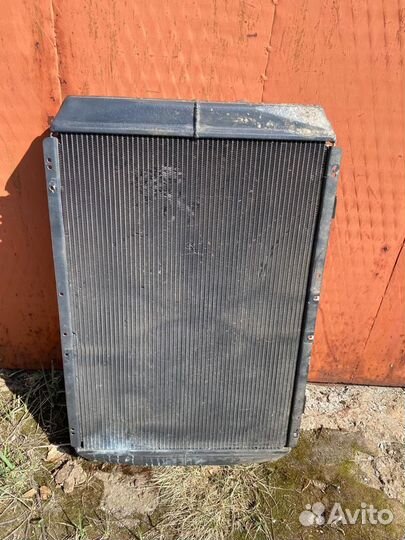 Продам радиатор УАЗ