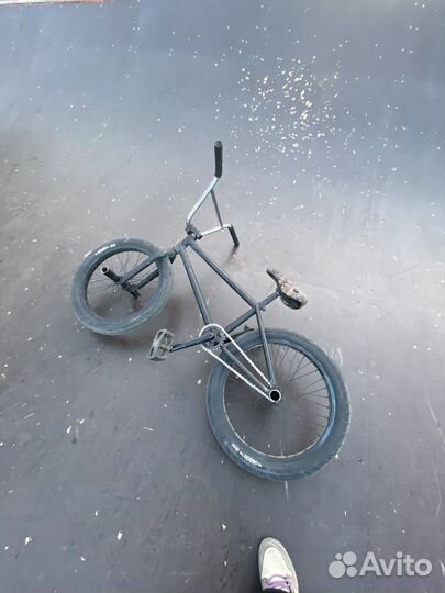 Велосипед bmw