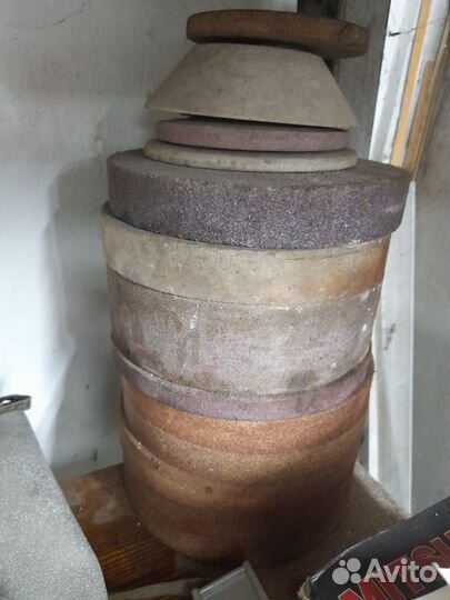 Наждак и комплект кругов