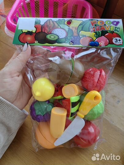 Фрукты на липучке