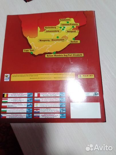 Коллекционные альбомы Panini с наклейками