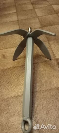 Якорь для лодки